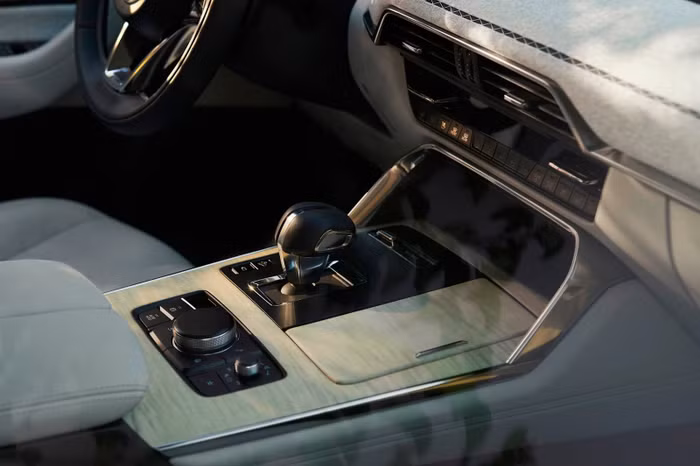 Cabin Mazda CX-90 sẽ sang trọng hơn