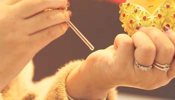 Sức quyến rũ mạnh mẽ từ tinh dầu nước hoa làm bao nàng say đắm ảnh 3