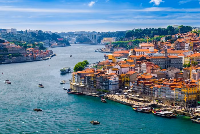 Du lịch Porto - khám phá thành phố cảng tại Bồ Đào Nha