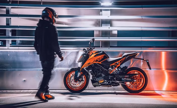 KTM 200 Duke 2021 sắp về Việt Nam, giá bán dự kiện 99 triệu đồng KTM-200-Duke-2021 (2).jpg