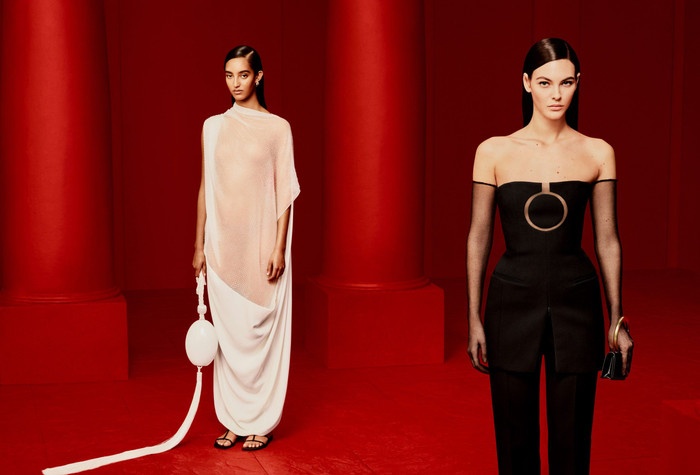 RPA_221107_FERRAGAMO_05_SHOT_02_039_V11_CROP_sRGB-1-scaled.jpg