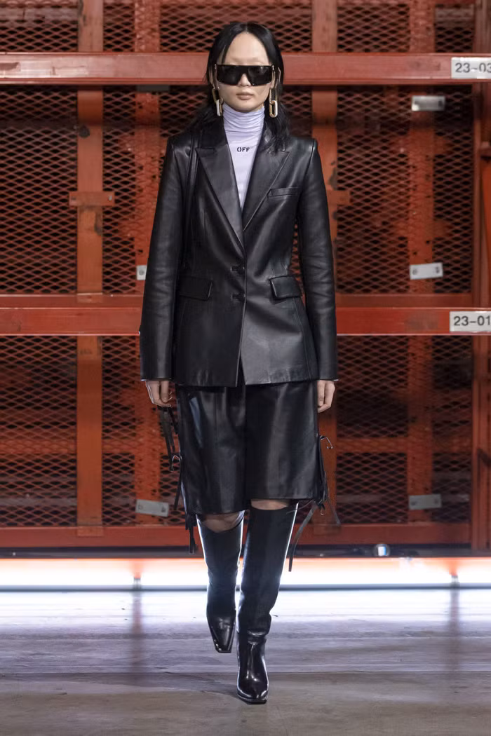 kính mát thể thao sàn diễn offwhite