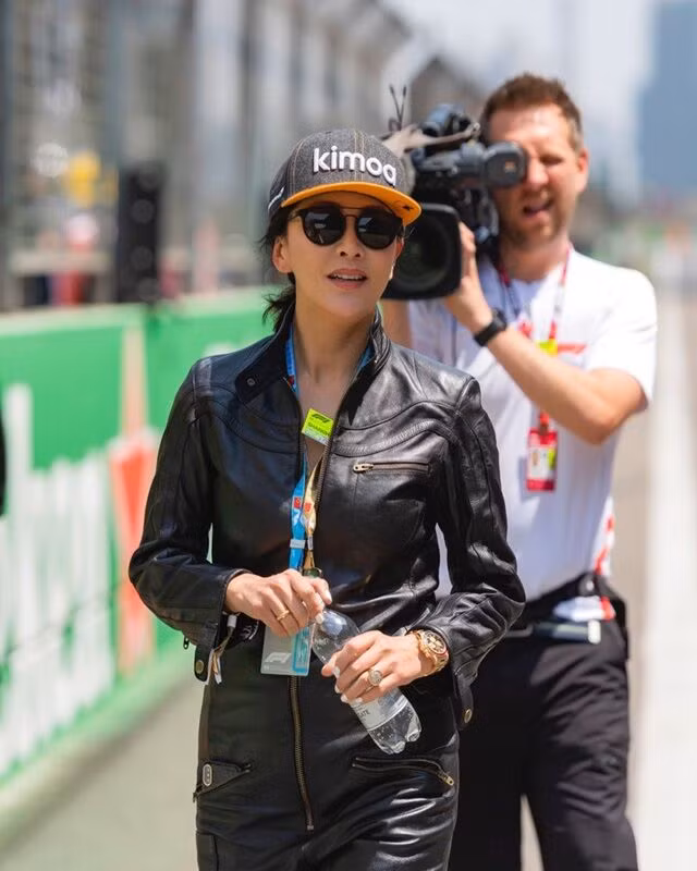 Bộ sưu tập kim cương và đồng hồ triệu đô của Lưu Gia Linh-9