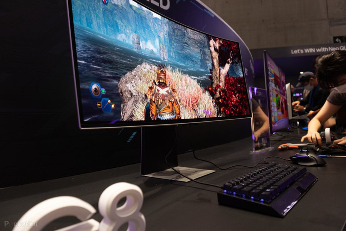 Samsung OLED G8
