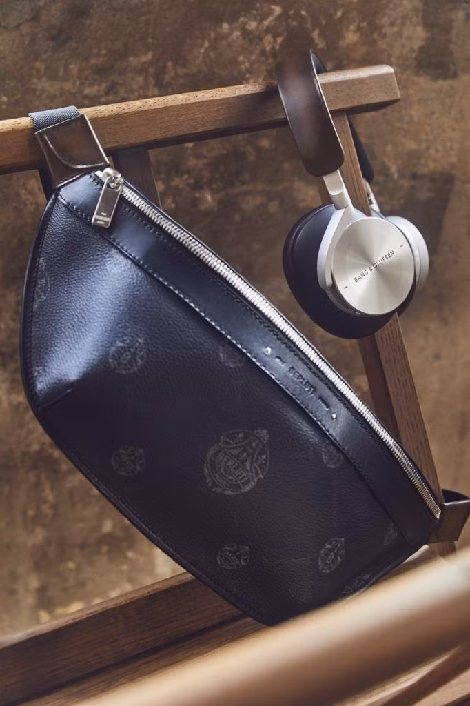 tai nghe không dây Beoplay H95 Berluti Edition