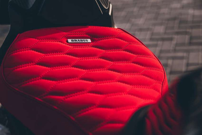 Brabus và KTM hợp tác phát triển siêu mô tô giới hạn Brabus 1300R ảnh 8 Brabus và KTM hợp tác phát triển siêu mô tô giới hạn Brabus 1300R ảnh 8