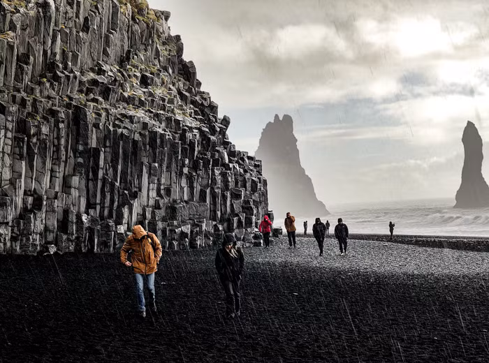 du lịch iceland biển đen