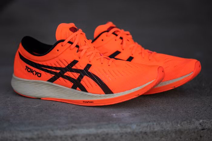 Giày thể thao Asics Metaracer