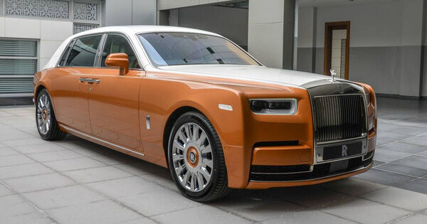 Rolls-Royce Phantom VIII Privacy Suite - Nội thất 2 ngăn siêu độc phục vụ đại gia Việt