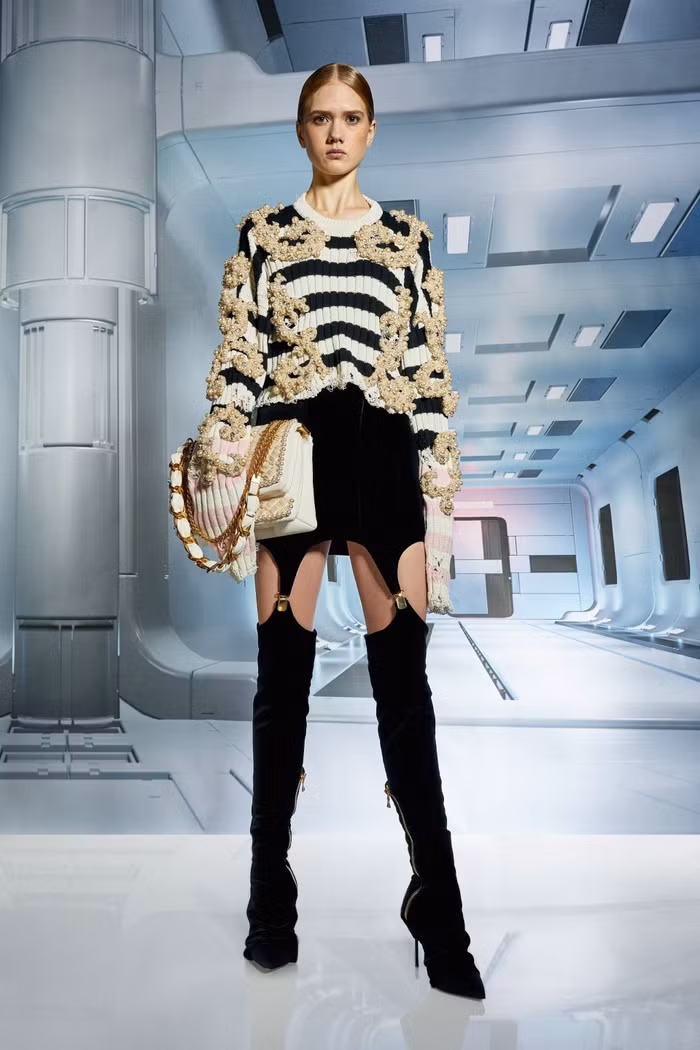 Balmain Pre-Fall 2022: Nét cổ điển trong đương đại ảnh 8