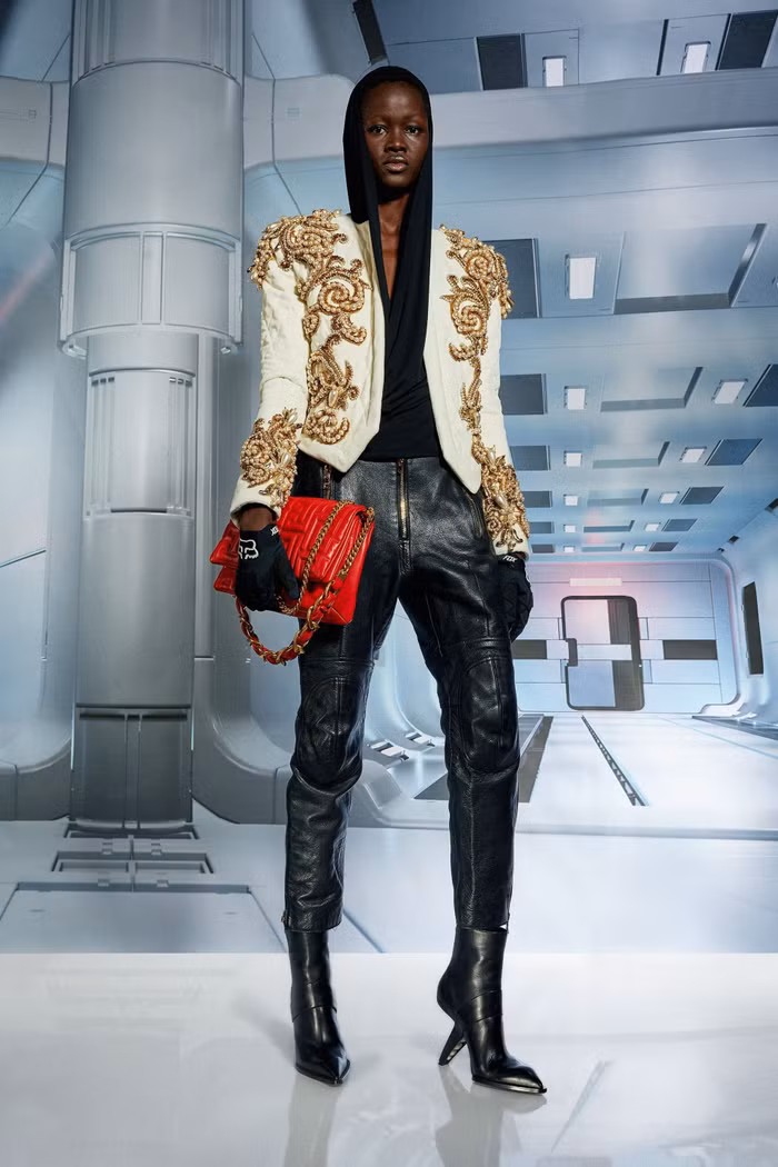 Balmain Pre-Fall 2022: Nét cổ điển trong đương đại ảnh 6