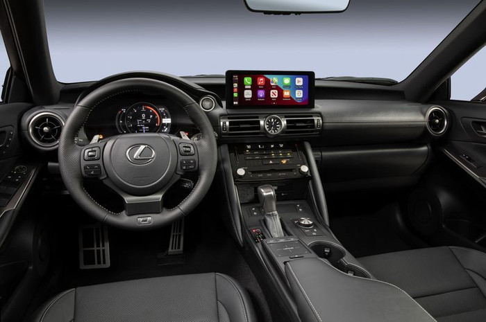 Lexus IS 500 F Sport Performance ra mắt tại Nhật Bản với động cơ V8 ảnh 3