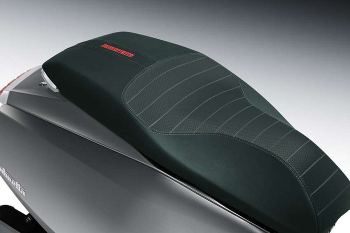 Lambretta ra mắt bộ đôi xe tay ga cao cấp G350 Special và X300 2022 ảnh 10