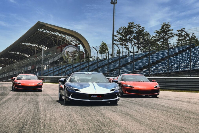 Chương trình lái thử “Esperienza Ferrari 296 GTB”: Mở ra kỷ nguyên mới ảnh 2 Chương trình lái thử “Esperienza Ferrari 296 GTB”: Mở ra kỷ nguyên mới ảnh 2