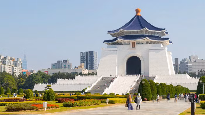 Đài tưởng niệm Tưởng Giới Thạch ivivu 1