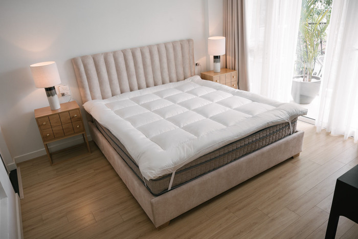 6 tips để trải giường ở nhà sang xịn mịn như giường khách sạn từ cô nàng có 4 năm kinh nghiệm trong ngành - Ảnh 3.