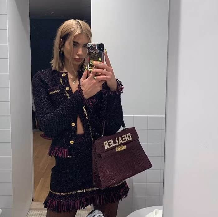 Chinh phục phong cách Y2K cùng Dua Lipa-7