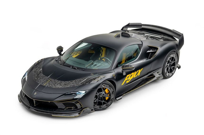 Xé gió cùng Ferrari SF90 công suất 1.100 mã lực từ Mansory ảnh 1