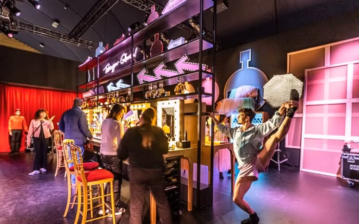 triển lãm nước hoa Chanel