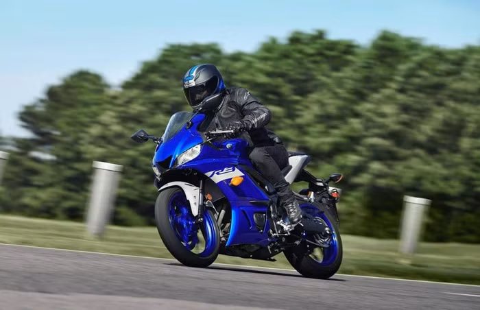 xe máy điện Yamaha tự lái