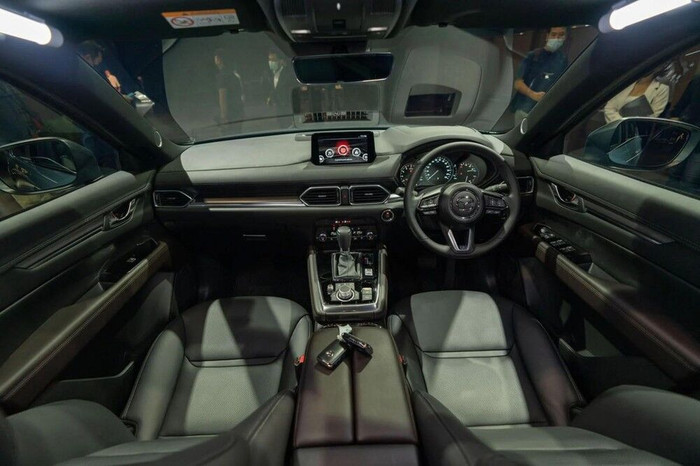 Mazda CX-8 2022 được bổ sung thêm 2 màu đặc biệt ảnh 3