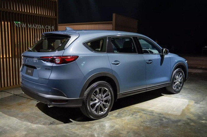 Mazda CX-8 2022 được bổ sung thêm 2 màu đặc biệt ảnh 1