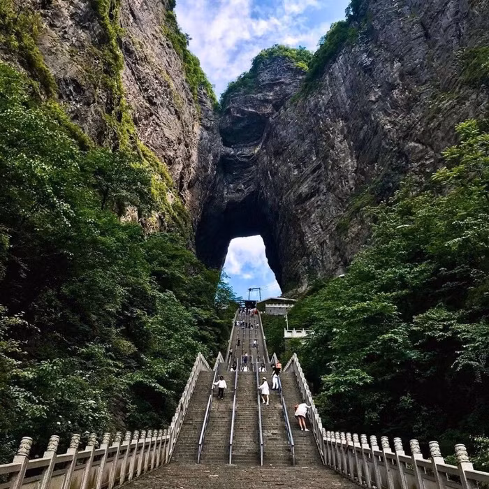 Tour Phượng Hoàng Cổ Trấn 2023