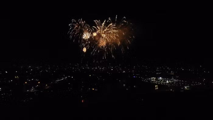 Văn Yên bắn pháo hoa đêm giao thừa.