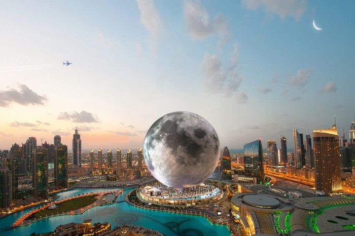 Moon Dubai