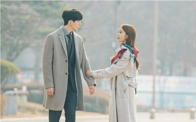 Những cặp đôi có phong cách thời trang đẹp mắt trong phim Hàn ảnh 20