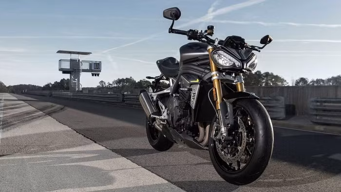 8 mẫu super nakedbike tốt nhất năm 2021 ảnh 1