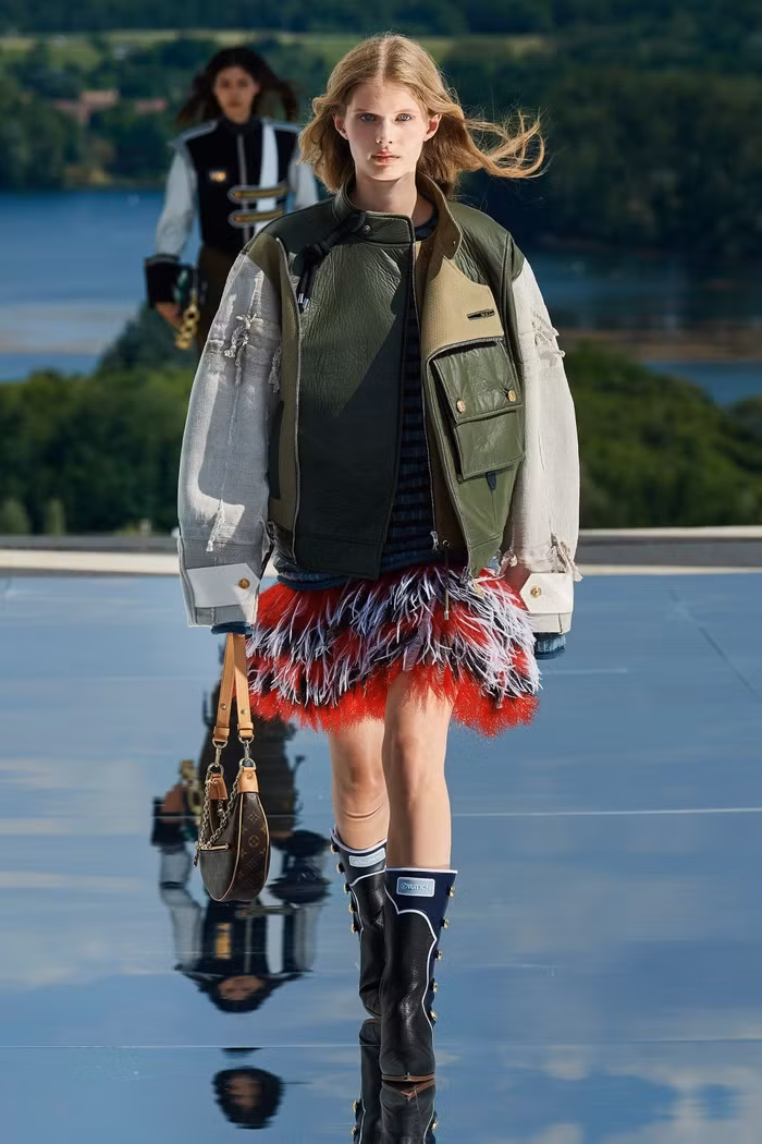 Những xu hướng ấn tượng từ các bộ sưu tập Cruise 2022 - P2