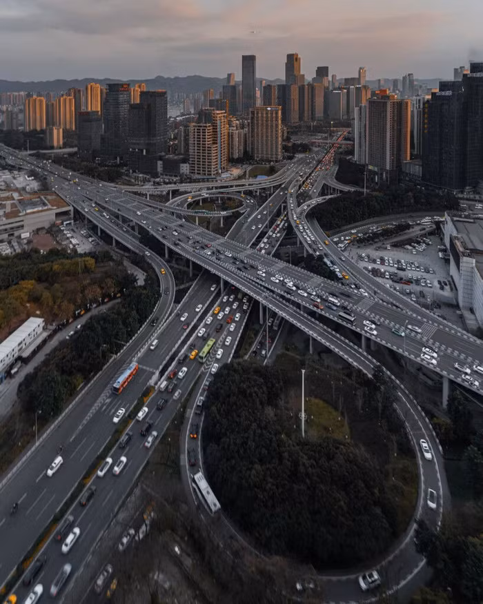 Giao thông ở Trùng Khánh tuy phức tạp nhưng vô cùng thông minh. Ảnh: @inchongqing