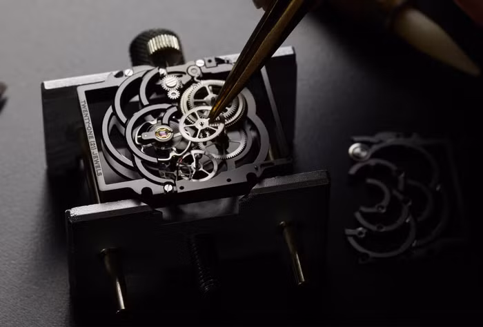 Chanel Boy.Friend Skeleton 2021- sức hút ma mị ảnh 2