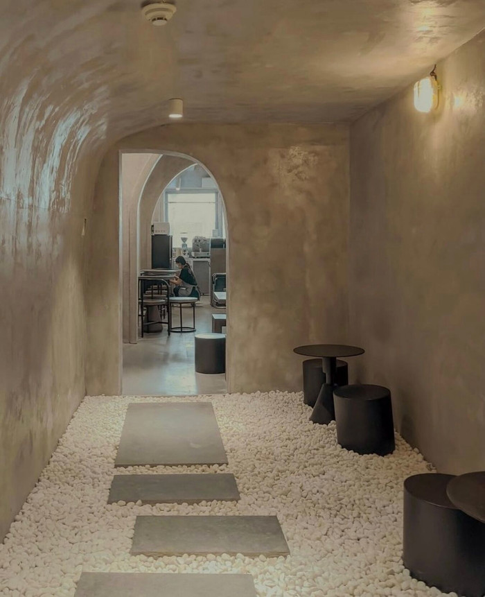 Những quán cà phê đang "càn quét" mọi mặt trận sống ảo ở Sài Gòn ảnh 13