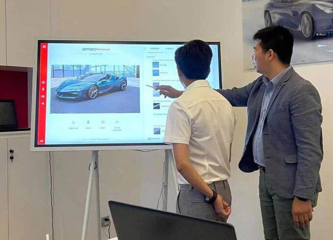 Ferrari SF90 Stradale màu xanh dương chính hãng cập bến Việt Nam- Đã "về dinh" với doanh nhân Nguyễn Quốc Cường ảnh 1