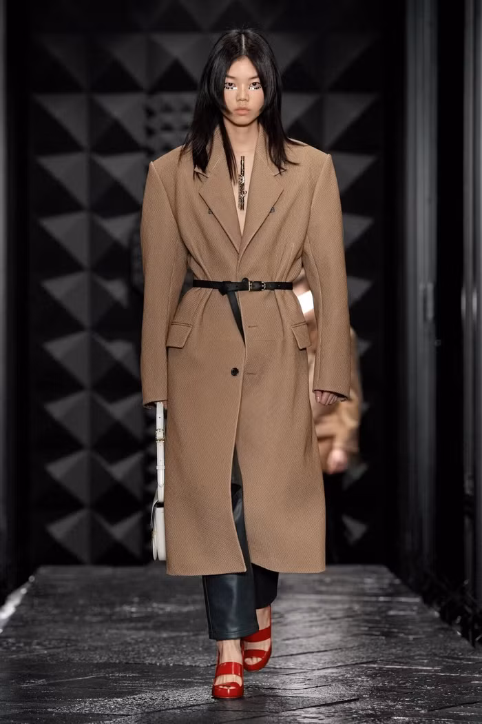  Louis Vuitton Thu Đông 2023