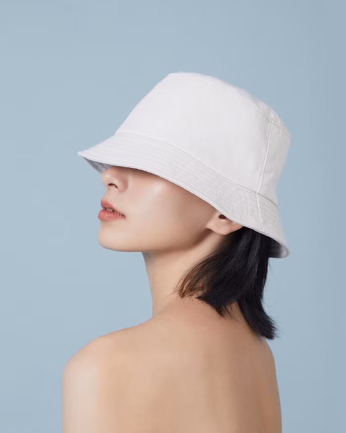 mũ bucket trắng