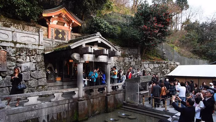 Đền Kiyomizu ivivu 3