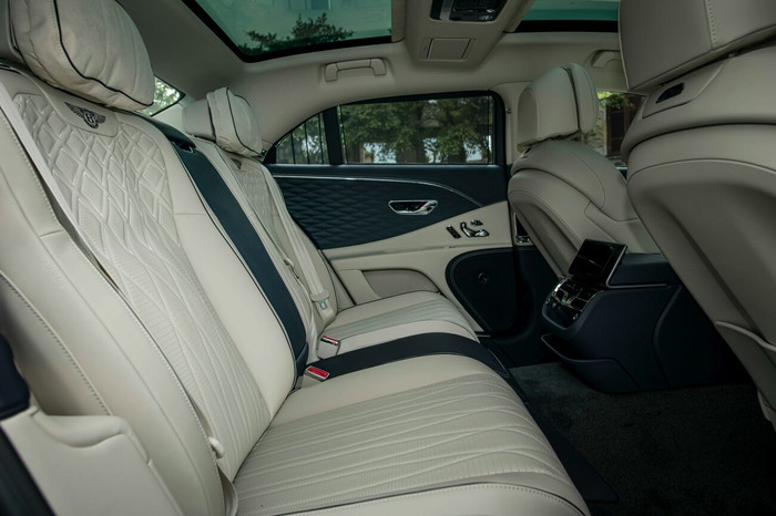 xe Bentley Flying Spur Hybrid