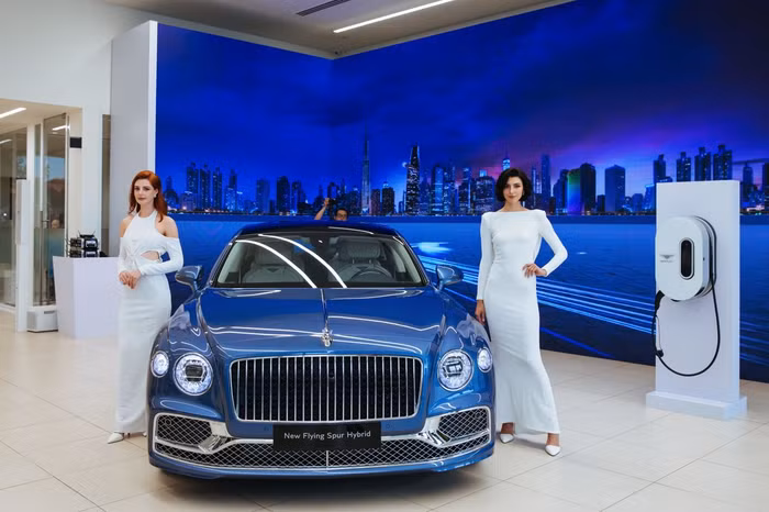 xe Bentley Flying Spur Hybrid