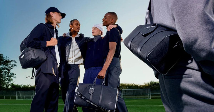 BST phụ kiện capsule Louis Vuitton tại FIFA World Cup Qatar 2022 ảnh 1