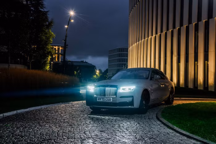 Chiêm ngưỡng hình ảnh Rolls- Royce New Ghost đi vòng quanh thế giới ảnh 8