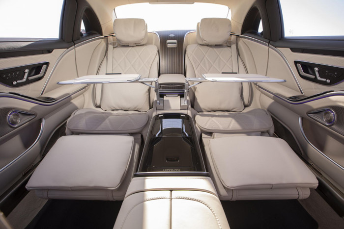 Bộ đôi Mercedes-Maybach S 450 4MATIC và S 680 4MATIC ra mắt thị trường Việt Nam ảnh 4 Bộ đôi Mercedes-Maybach S 450 4MATIC và S 680 4MATIC ra mắt thị trường Việt Nam ảnh 4