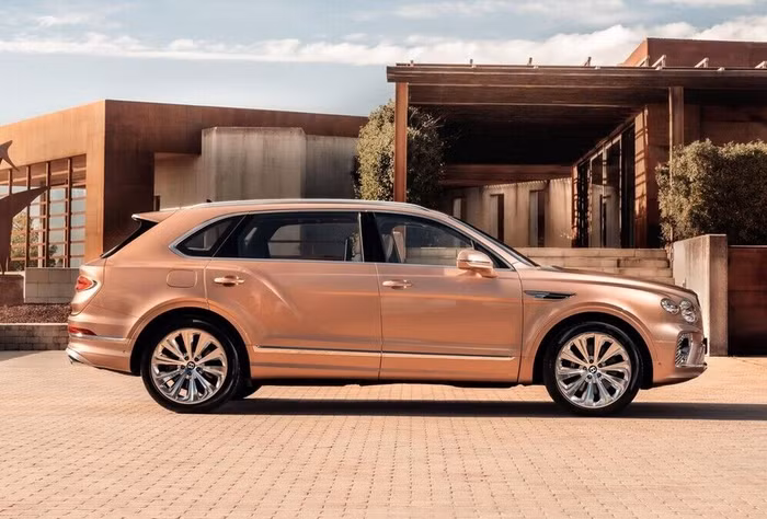 Bentley Bentayga EWB chính thức giới thiệu khoang nội thất rộng nhất ảnh 7 Bentley Bentayga EWB chính thức giới thiệu khoang nội thất rộng nhất ảnh 7