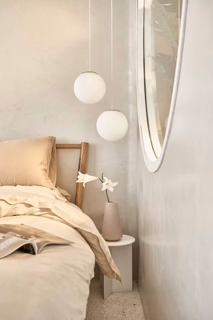 Gái Huế mua căn hộ ở trung tâm thành phố, thiết kế như chiếc hộp màu nâu, ít đồ nhưng vẫn sang khỏi bàn - Ảnh 9.