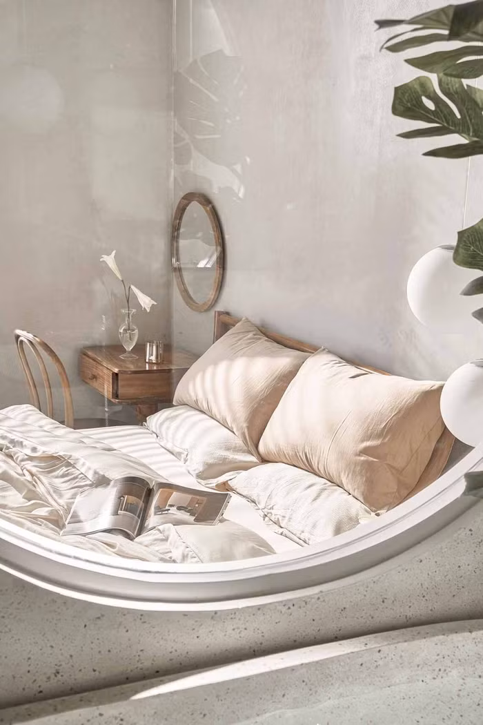 Gái Huế mua căn hộ ở trung tâm thành phố, thiết kế như chiếc hộp màu nâu, ít đồ nhưng vẫn sang khỏi bàn - Ảnh 7.