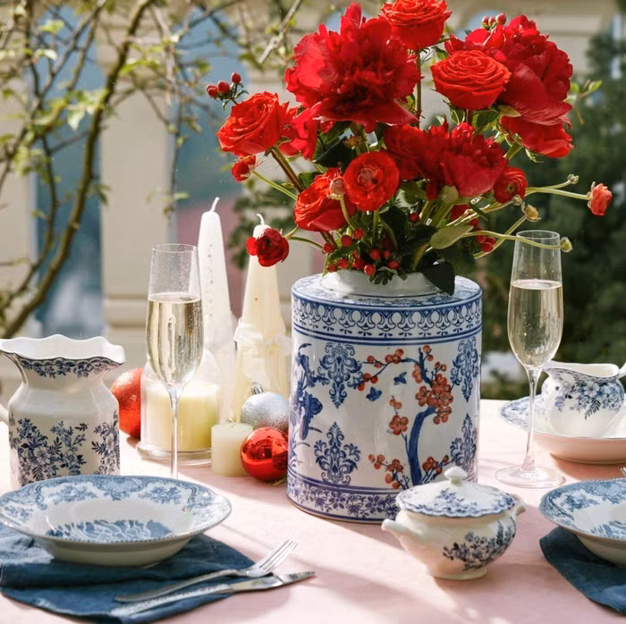 Mẹo sắp xếp bàn ăn sang trọng tại nhà - 5