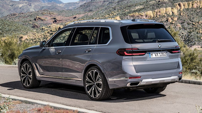 BMW X7 2023 ra mắt: Thiết kế mới, thêm công nghệ, động cơ mạnh hơn ảnh 7