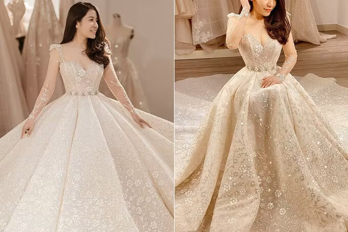 Váy cưới siết eo mang hơi thở mùa xuân được thiết kế dành riêng cho cô dâu Duyên Hà (Quảng Trị). Họa tiết hoa cỏ và những dải dây leo mềm mại giữ vai trò chủ đạo trên thân váy. Phần tà váy xếp nếp tạo dáng như một bông hoa nhiều cánh. Khi cô dâu ngồi xuống, những cánh hoa ấy xòe rộng sang hai bên tạo dáng như một bông hoa ở thời điểm nở rộ nhất, đẹp đẽ nhất. Một điểm đặc biệt khác được NTK tiết lộ chính là những bông hoa nhũ trắng được dập nổi trên trên váy, tạo sự tương phản độc đáo giữa sắc trắng của hoa và lớp vải tuyn màu nude.